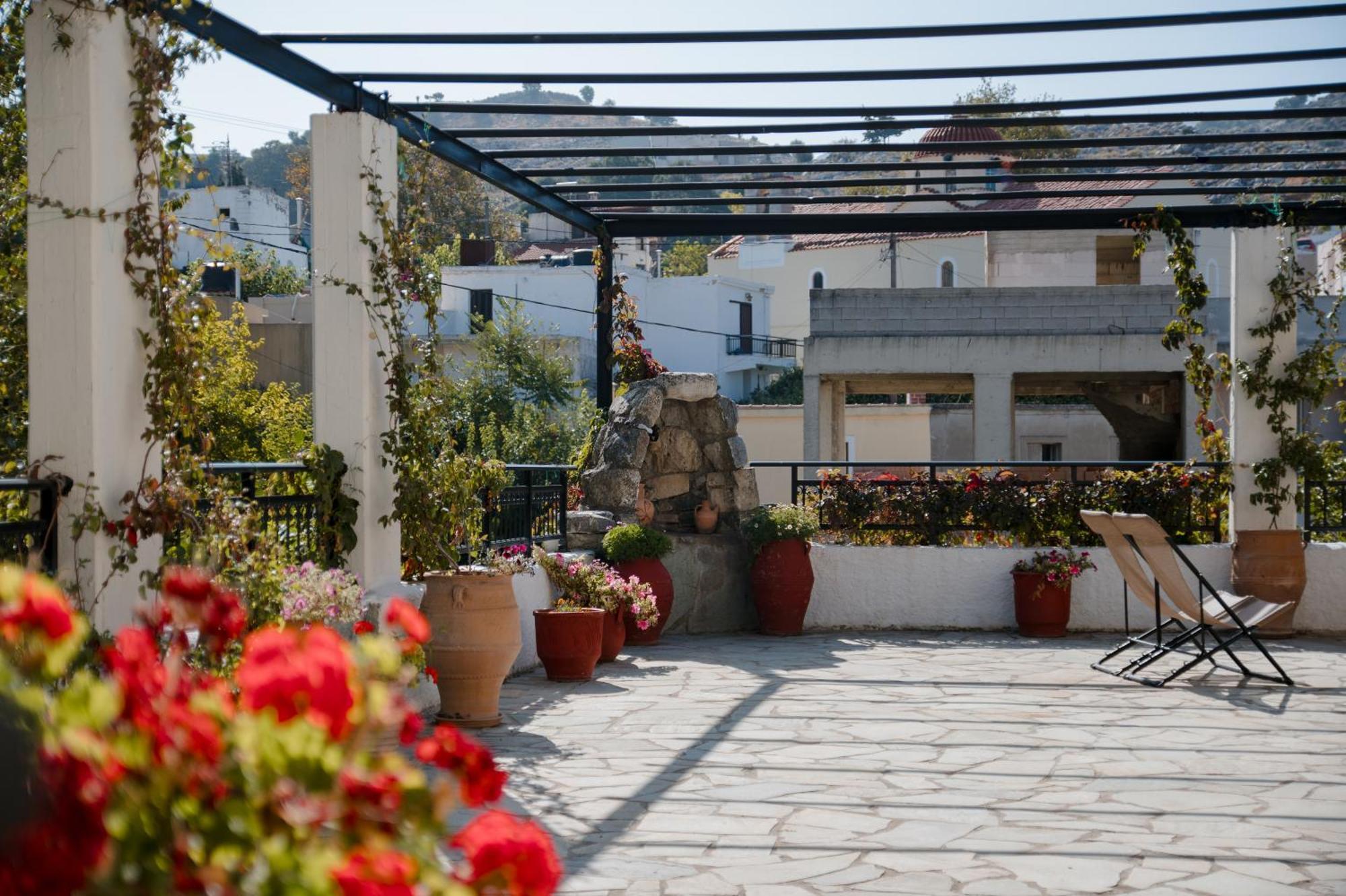 Ferienwohnung Prasini Folia - Studio Mesili Anogia Exterior foto