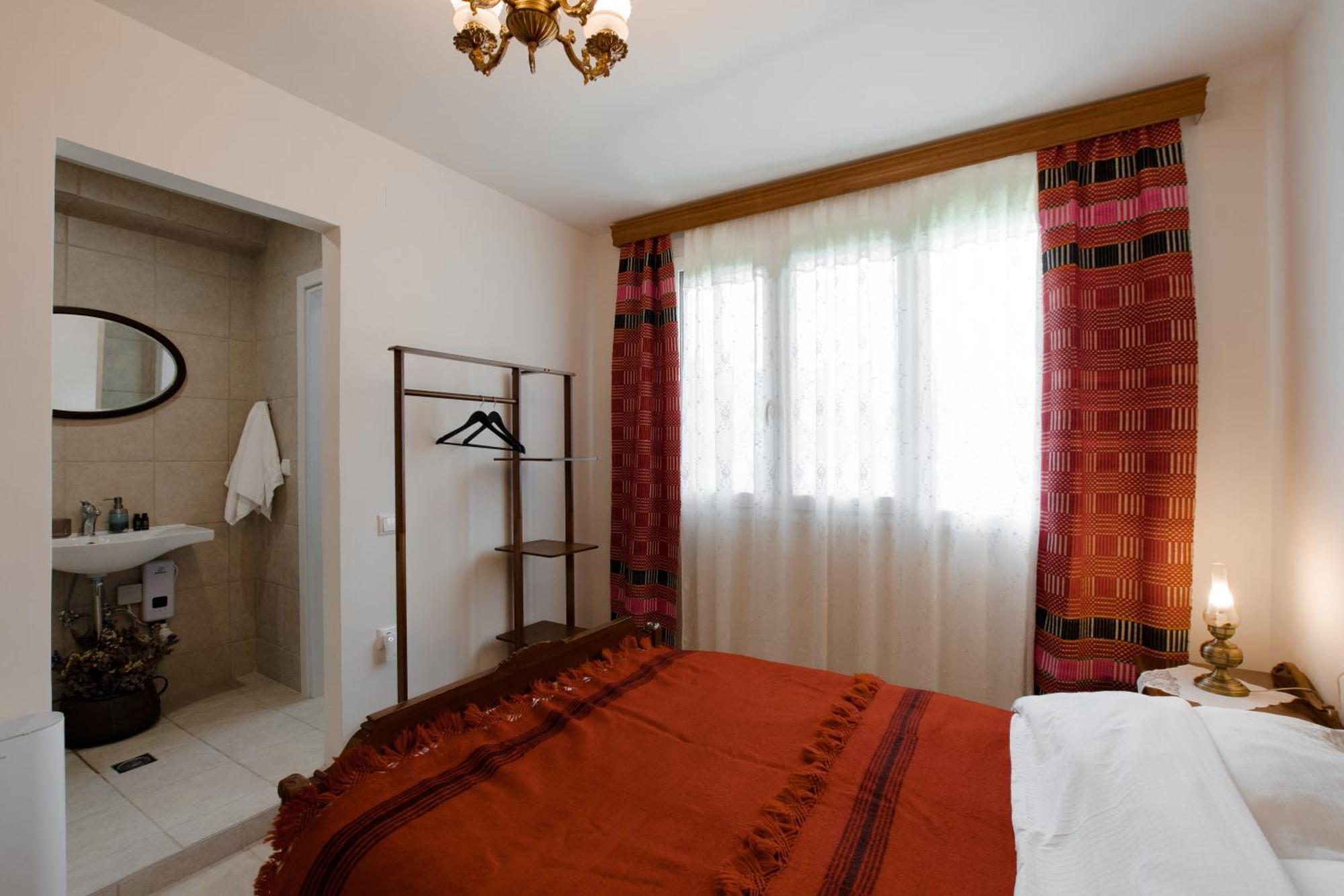 Ferienwohnung Prasini Folia - Studio Mesili Anogia Exterior foto